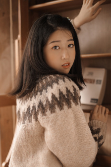 年轻女教师2免费观看